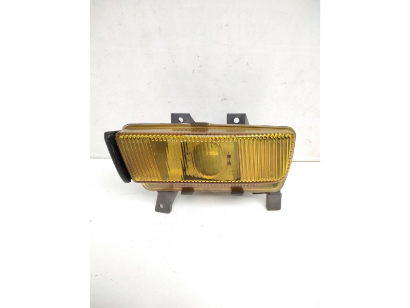 Recambio de faro antiniebla izquierdo para opel omega a (v87) 1.8 (f19, m19, n19) referencia OEM IAM 1305231059  AMARILLO