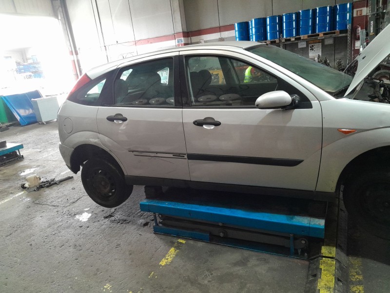 ford focus i (daw, dbw) del año 2001