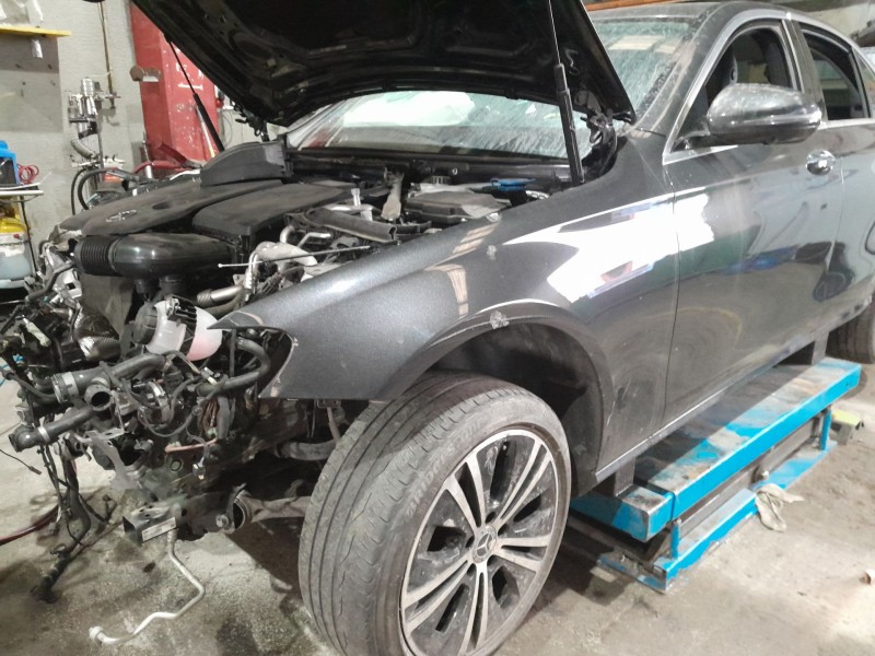 mercedes-benz clase e (w213) del año 2022