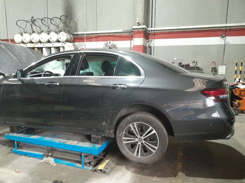 mercedes-benz clase e (w213) del año 2022