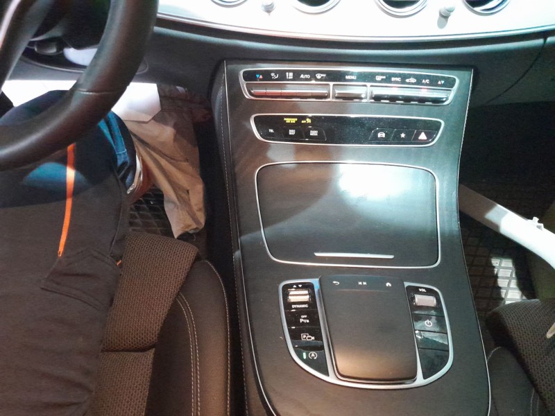 mercedes-benz clase e (w213) del año 2022