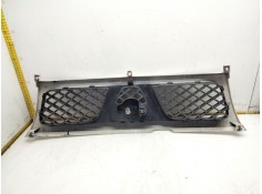 Recambio de rejilla delantera para nissan terrano ii (r20) 2.7 tdi 4wd referencia OEM IAM 623107F   2