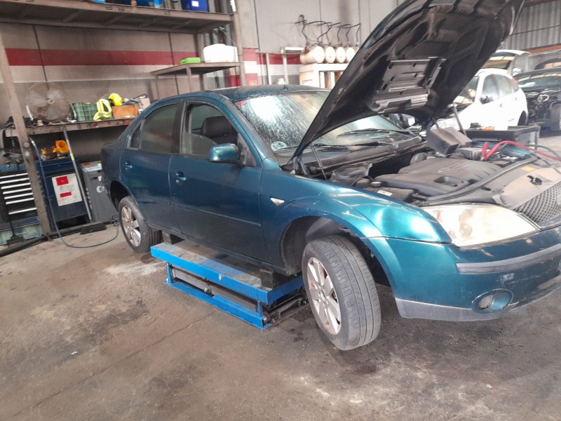 ford mondeo iii sedán (b4y) del año 2002