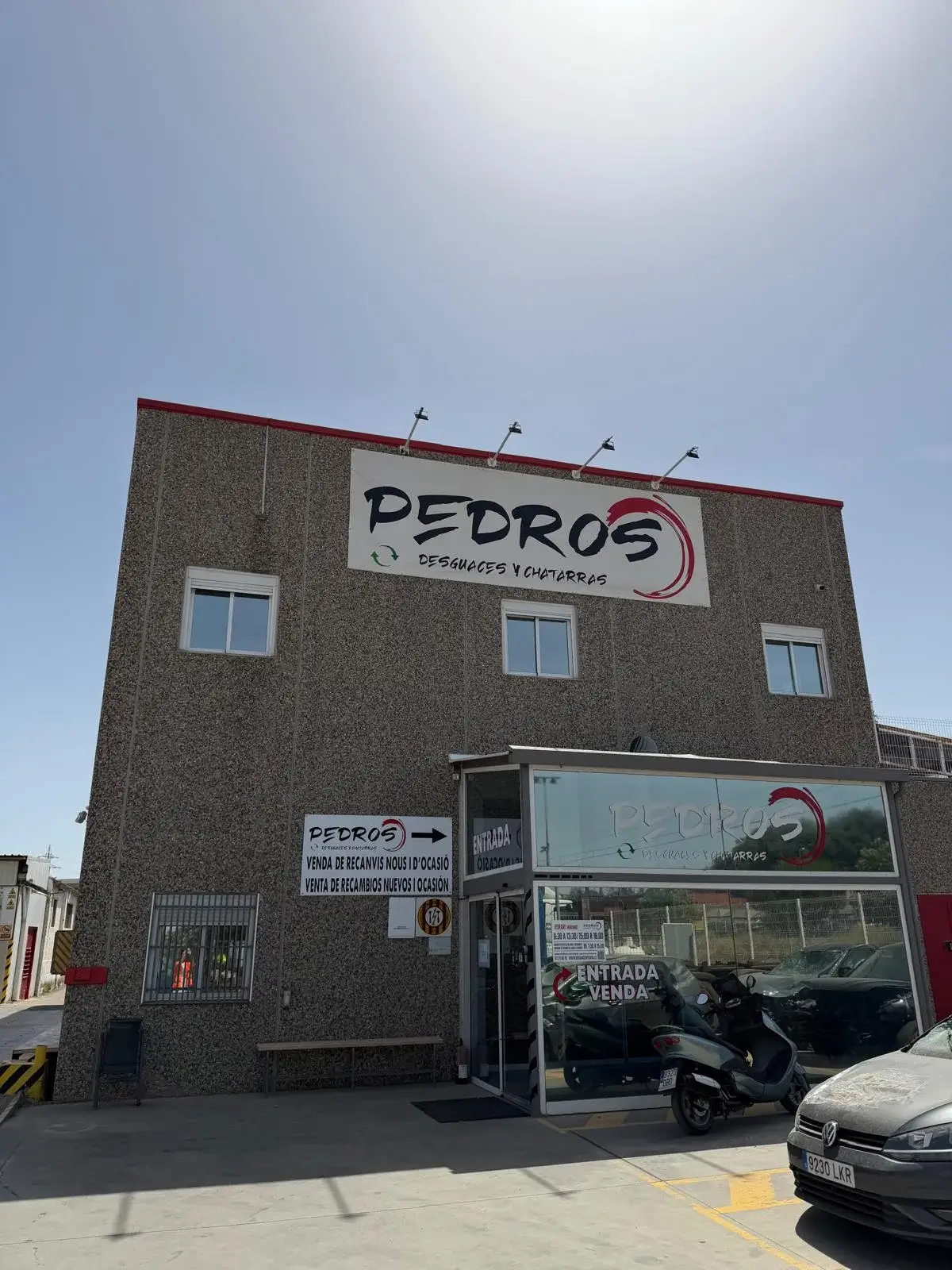 Recambios usados revisados en Desguaces Pedrós