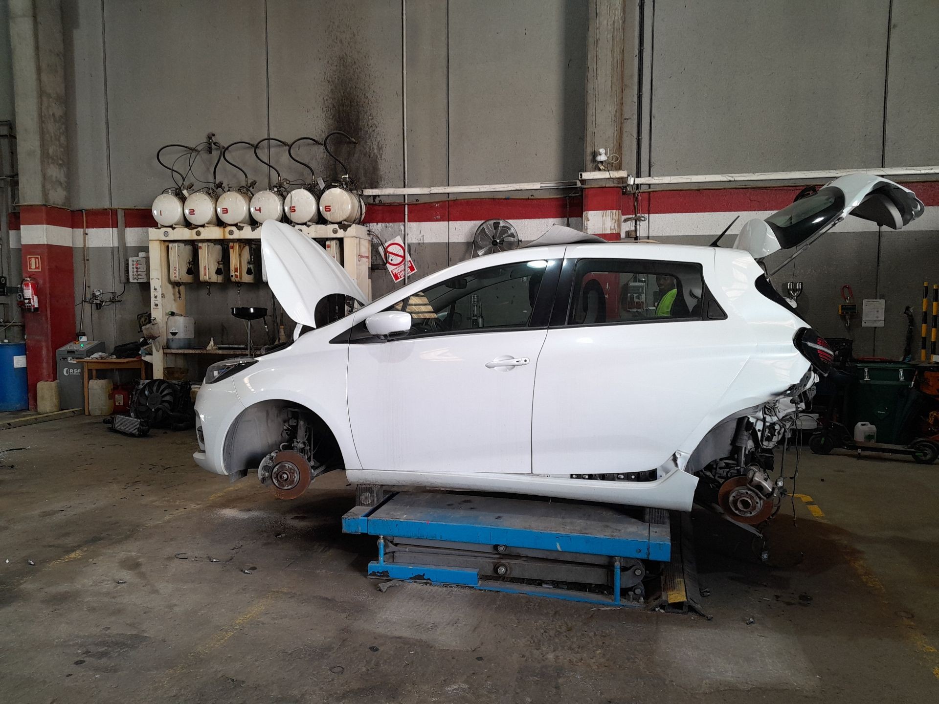 403005287R JANTE / 2712373 POUR RENAULT ZOE FURGONETA / HAYON BFM_ achats ELECTRIQUE BF