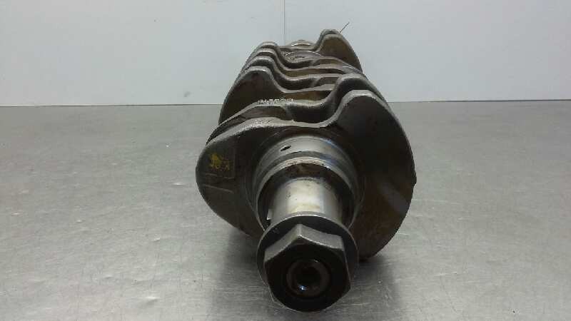 TD27 VILEBREQUIN / 10103 soldes 7F407 / 1916445 POUR NISSAN TERRANO WD21 2.7 TURBODIE