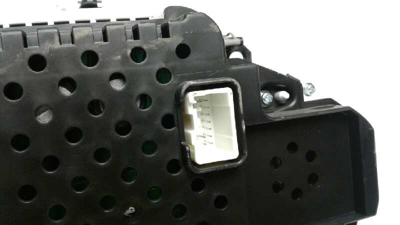 31433515 COMPTEUR DE VITESSE TABLEAU vendre DE BORD / 2322942 POUR VOLVO V40 2.0 DIESEL